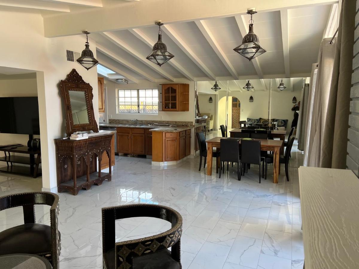 Villa Moroccan Style With Swimming Pool