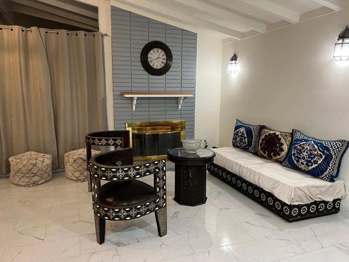 Villa Moroccan Style With Swimming Pool